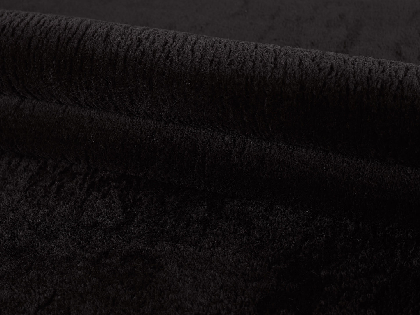 Cuddly 2600 black Plüschteppich kuschelig & weich