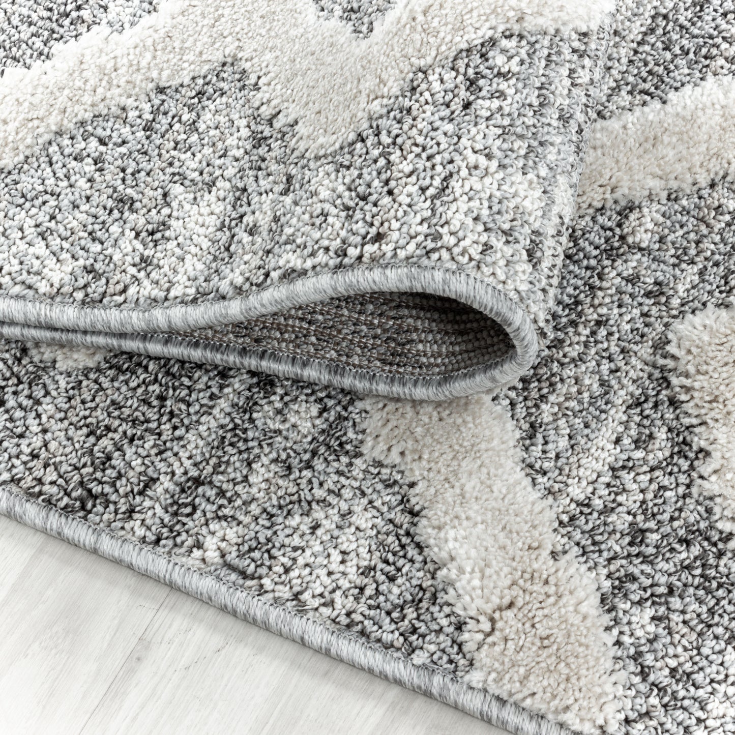 Pia 4704 grau hochwertiger moderner Designer Teppich