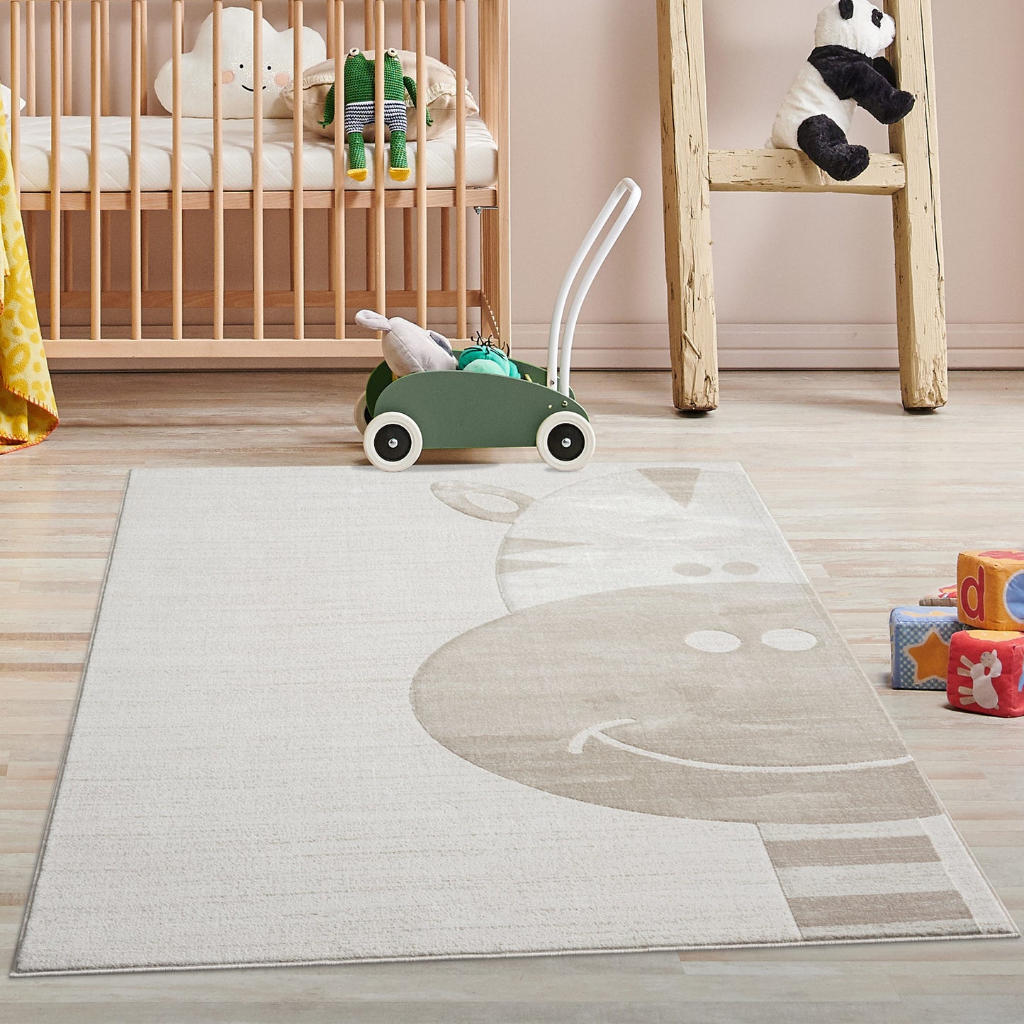 Luna 715 creme / Kinderteppich Giraffe
